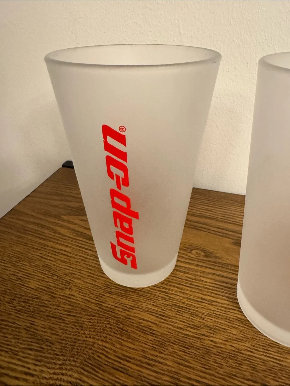 Snap-on Tools Collectible Frosted Pint Glasses - Set of 2 (16 oz)
